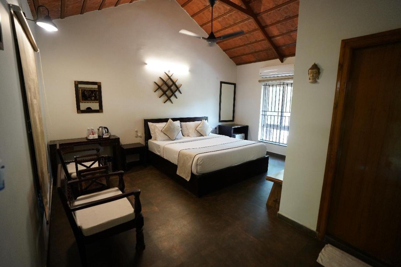 Brown Town Resort & Spa Hyderabad Exterior foto